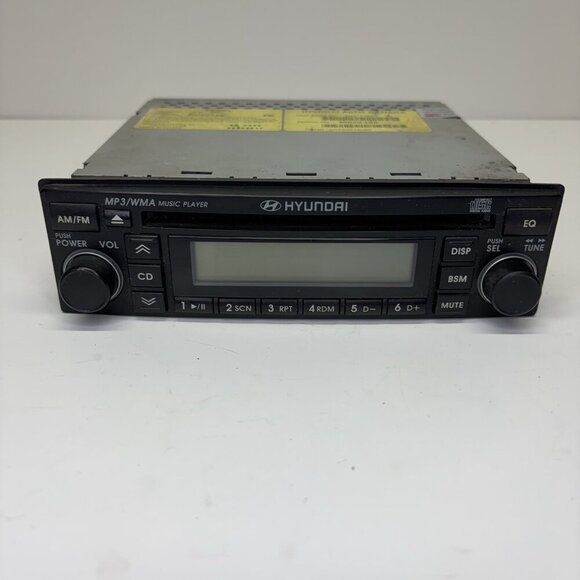 Hyundai Audio Radio AM FM MP3 CD Player Receiver Control System 06961-95011 OEM - Picture 1 of 10